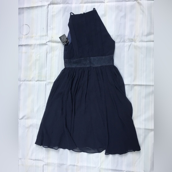 New EVER NEW MELBOURNE Pleated Halter Midi Dress - Picture 7 of 8